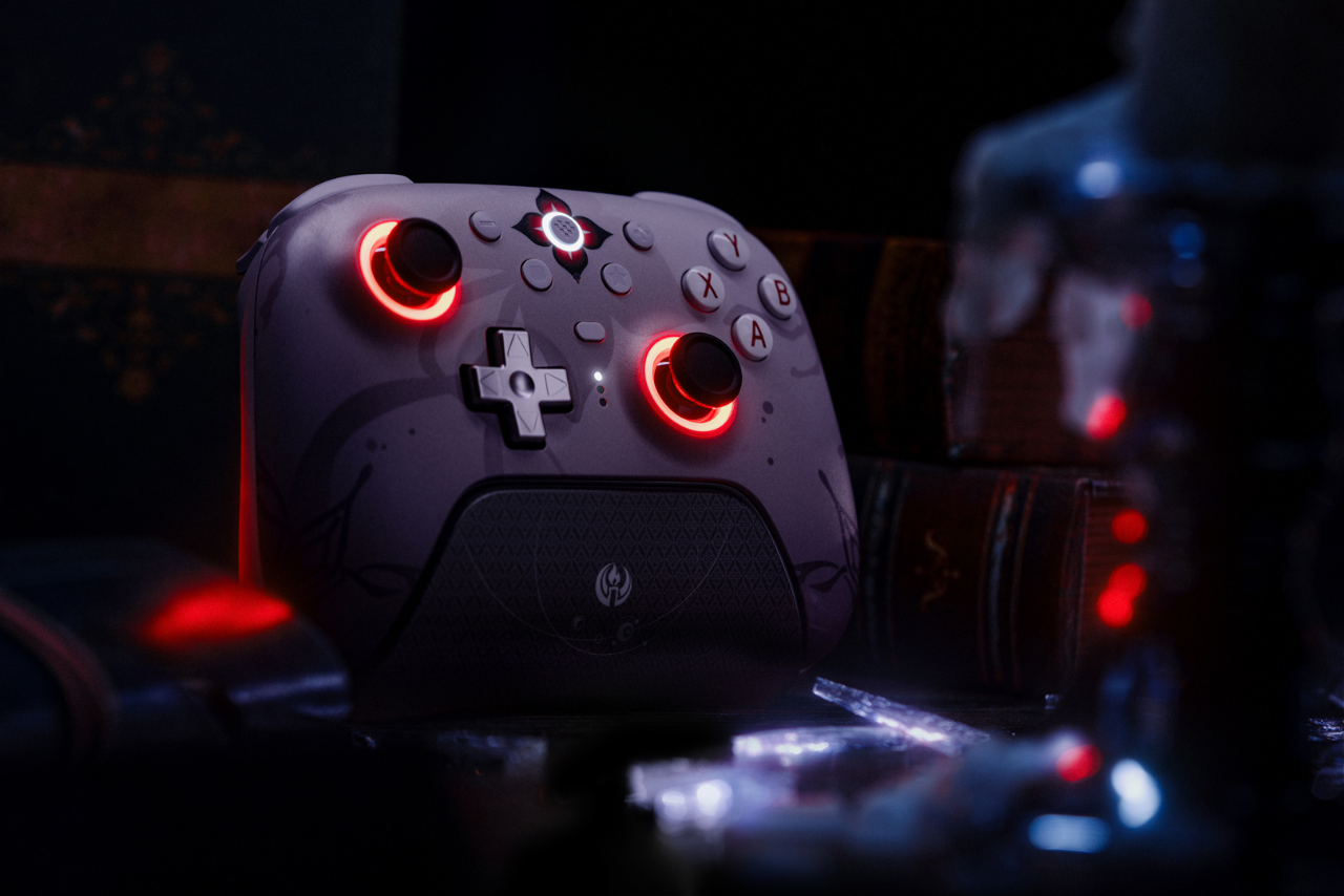 https://s3.gaming.news/wp-content/uploads/2025/09/honkai-star-rails-8-bit-doe-controller.png